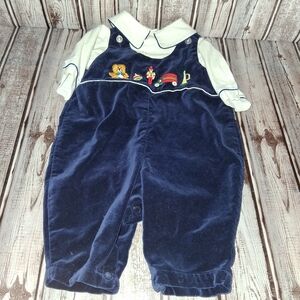 Vintage Navy Blue Velour/Velvet Jumper with a White Collard Shirt Size 0-3 Month